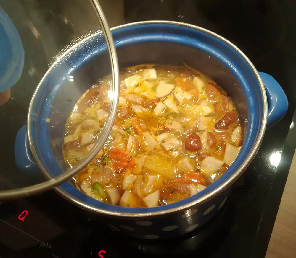 Omas Pilzsuppe