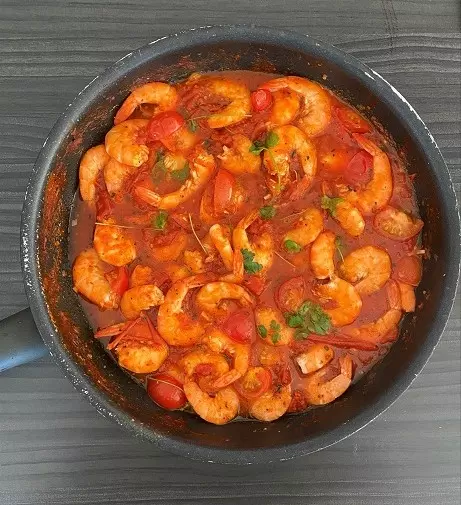 Garnelen in Tomatensauce