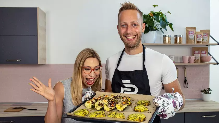 Gefüllte Zucchini mit Hackfleisch und Zucchini Frikadellen