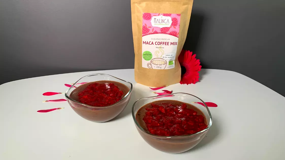 VIDEO: Maca-Pudding mit Himbeeren