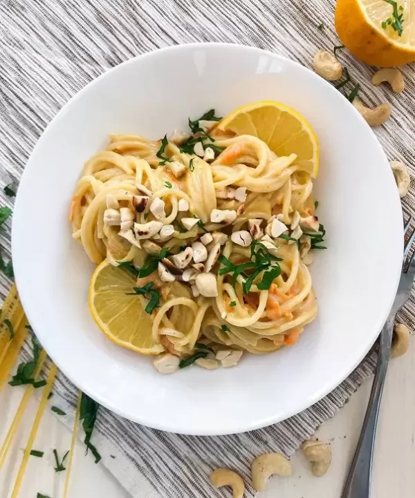 Pasta in Cashewsauce