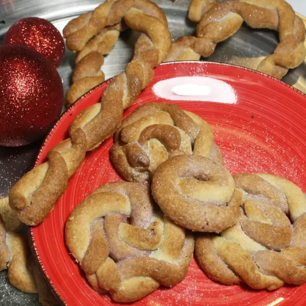 Zuckerstangen mit Pink Latte Mix