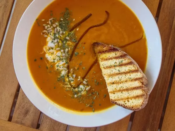 Karotten-Süßkartoffel-Suppe