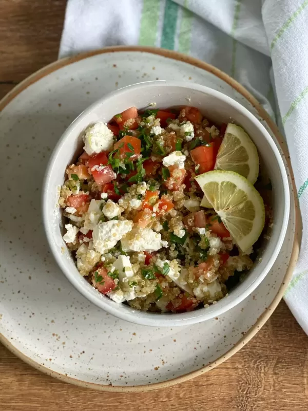 Sommersalat mit Quinoa