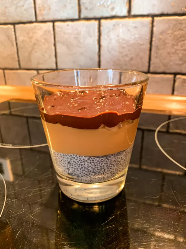 VIDEO: Snickers Chia-Pudding