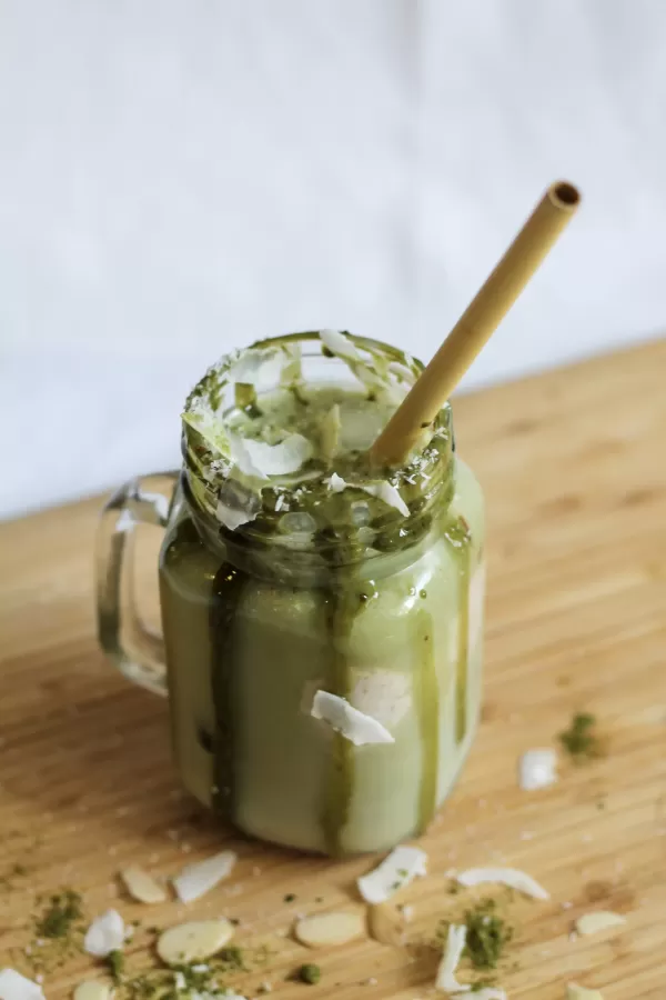 Eiskalter Matcha Latte Mix