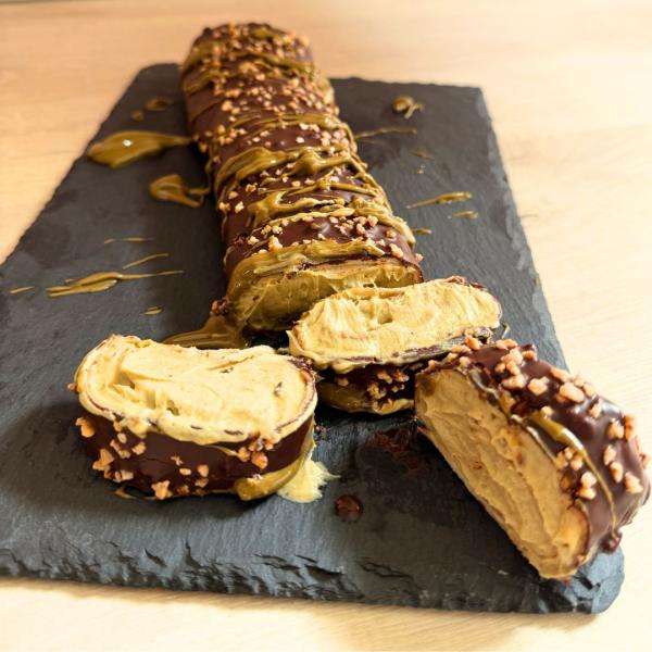 VIDEO: Pistazienrollen aus Pfannkuchen