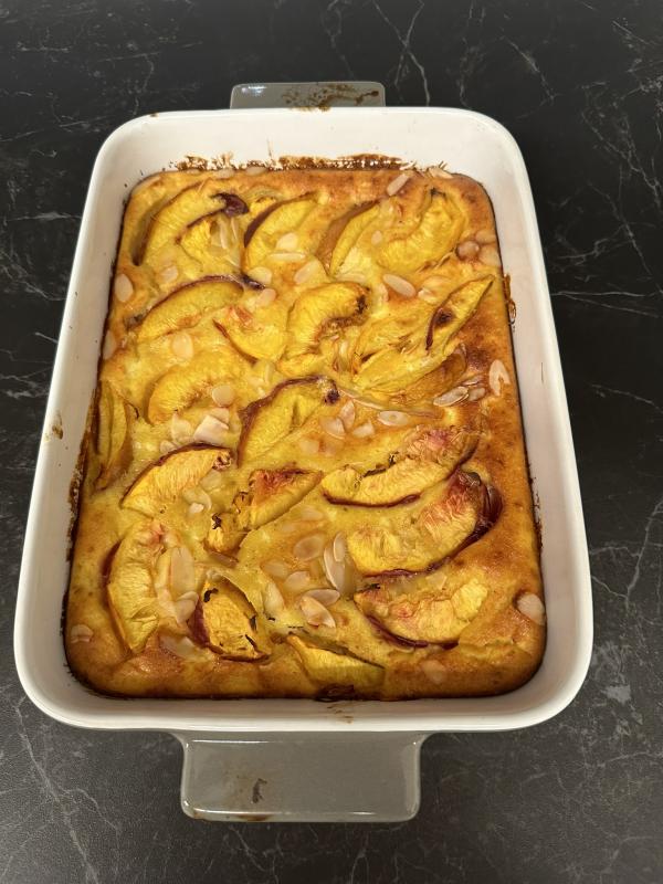 Foto von Grießauflauf mit Obst